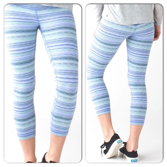 lululemon athletica Pants - Lululemon Space Dye Crop III - Lullaby sz 4